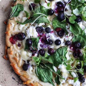 Triple Cheese Cauliflower Crust Pizza with Blueberries & Fresh Greens